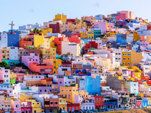 A Guide to Exploring San Juan Neighbourhoods by Car