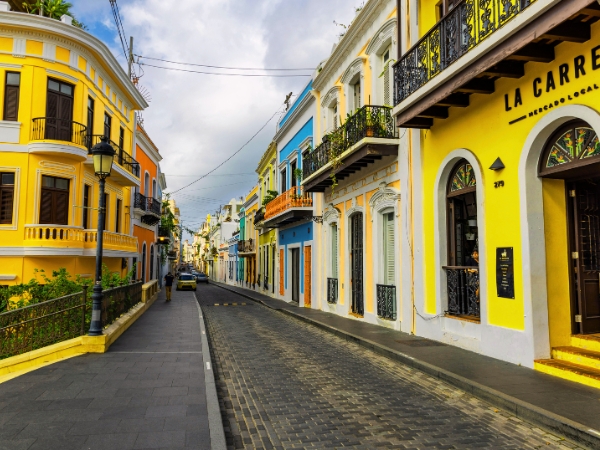 Best Driving Routes for Exploring San Juan Architecture